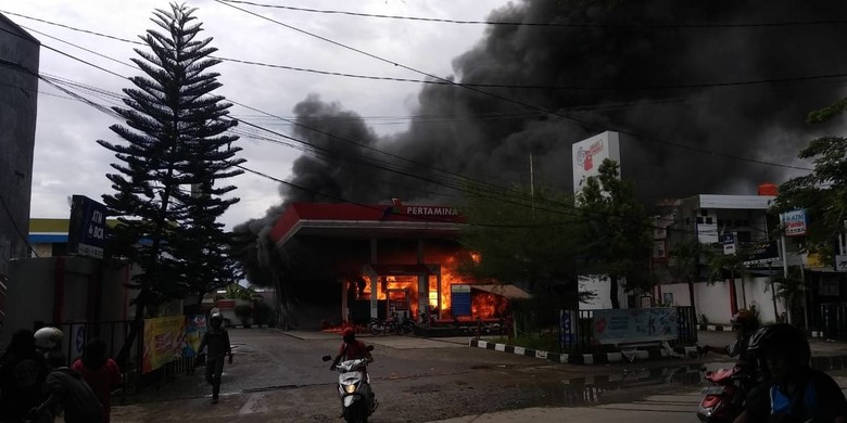 Cara Aman Isi Bensin di SPBU agar Tidak Terjadi Kebakaran