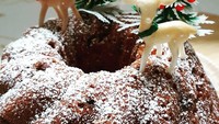 Mary Berrys Boiled Fruitcake tersaji cantik untuk suguhan Natal atau hantaran keluarga. Foto: Instagram @lonalow_yap