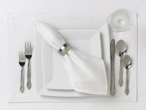 7 Etiket Makan Saat Jamuan Perayaan Natal