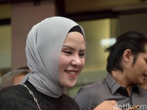 Angel Lelga Bongkar soal Vicky Prasetyo Punya Tante Girang
