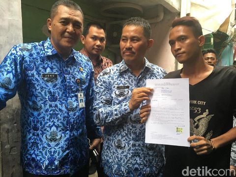 Lagi, Warga di Gang Sempit Jakbar Kaget Ditagih Pajak Ferrari