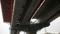 Proyek tol tersebut akan dihentikan sementara untuk menyambut liburan Natal dan Tahun Baru 2019.