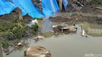 Proses perbaikan Jalan Gubeng pun langsung diinstruksikan oleh Pemkot Surabaya. Perbaikan jalan ambles ini sendiri diperkirakan bisa memakan waktu dalam sepekan. Namun hal ini bergantung pada teknologi yang digunakan.