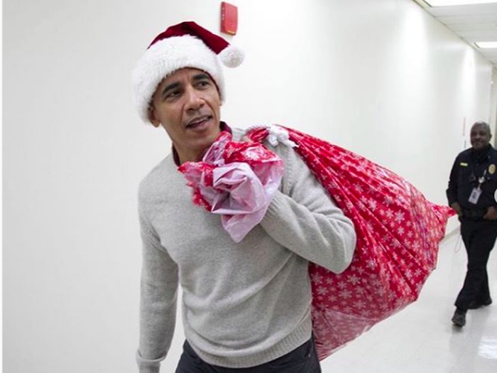 Barack Obama Barack Obama natal bersama anak-anak di rumah sakit