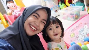 Seru-seruan Ala Ria Ricis dan Keponakan Tercinta