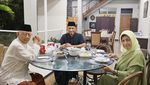 Ipang Wahid, Sosok Dibalik Bohemian Parody yang Doyan Jamu dan Durian