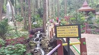 Selain Air Terjun Srambang ada juga taman buatan yang begitu menyejukkan mata. Selain itu juga ada kolam renang, beberapa gazebo, rumah pohon dan spot selfie maupun wefie yang dikemas kekinian (Sugeng Harianto/detikTravel)