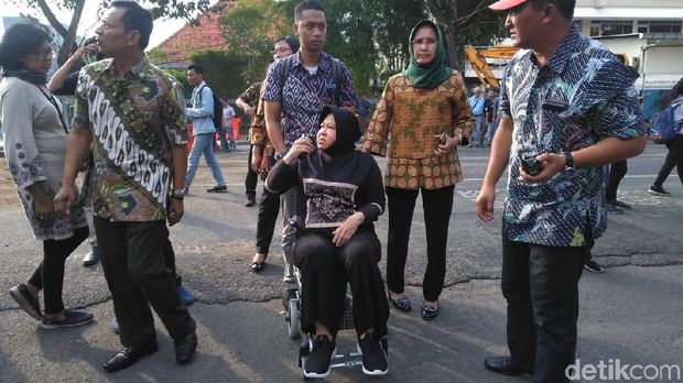 Tanggung Jawab Kontraktor Proyek RS Siloam di Amblesnya Jalan Gubeng