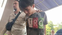 Terduga pembunuh Sisca Icun Sulastri dibawa ke Polres Jakarta Selatan (Foto: M Guruh Nuary/detikcom)