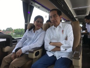 Jokowi Naik Bus Rakitan Ungaran Cicipi Tol Trans Jawa