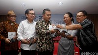 Sejumlah tokoh hadir dalam peluncuran buku Jokowi Lagi: Prestasi dan Visi Untuk Indonesia Maju di Jakarta, Kamis (20/12/2018).