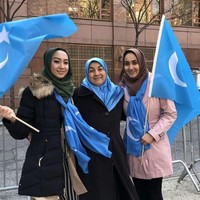 Gaya hijab Aydin seperti kebanyakan hijabers masa kini. Ia kerap memakai pashmina yang dipakai bertumbuh di kepala. Ia pun kerap memakai outer untuk kegiatan di luar rumah. Foto: Istimewa