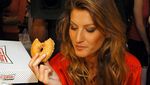 Air Kelapa Jadi Rahasia Gaya Hidup Sehat Model Cantik Gisele Bündchen