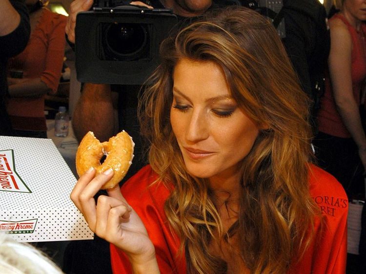 Air Kelapa Jadi Rahasia Gaya Hidup Sehat Model Cantik Gisele Bündchen