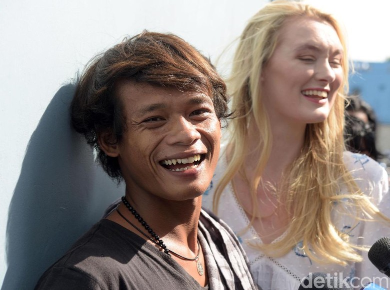 Berawal dari Pantai, Kisah Cinta Pria Magelang dengan Polly Alexandria Berawal dari Pantai, Kisah Cinta Pria Magelang dengan Polly Alexandria