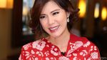 Penampilan Olga Lidya dengan Floral Dress