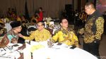 Potret TGB Curi Perhatian di Silaturahmi Partai Golkar