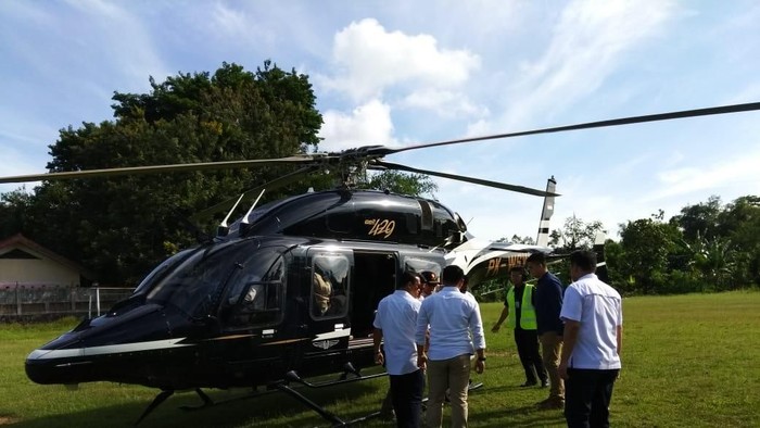 Naik Helikopter, Prabowo Temui Warga Baduy Banten