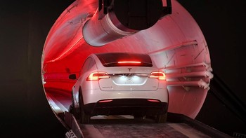 Nah inilah prototipe terowongan yang dibuat Boring Company sepanjang 1,6 kilometer. Foto: Reuters