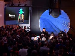 Terowongan Ajaib Elon Musk Bikin Mobil Melesat 240 Km Per Jam