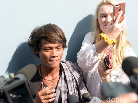 Al-fatihah dan Ayat Kursi Jadi Mahar Pernikahan Pria Magelang dan Bule Cantik