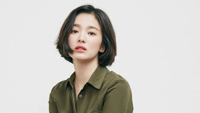 5 Lipstik Favorit Artis Korea, Lisa Blackpink Sampai Song Hye Kyo