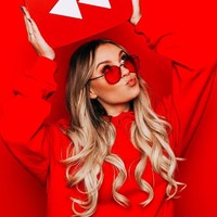 YouTube Rewind 2018 tahun ini banyak diisi oleh YouTuber dari berbagai belahan dunia. YouTuber bernama Dagi Bee satu ini datang dari Jerman. Seperti kebanyakan YouTuber wanita lain, Dagi Bee sering membagi tutorial dan ulasan makeup. Foto: Instagram