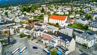 Molde merupakan kota kecil di bagian pesisir barat Norwegia. Penduduknya sekitar 25 ribu orang saja (iStock)