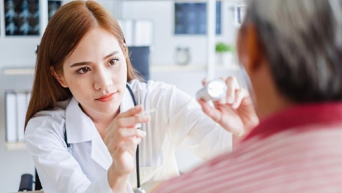 Program wajib kerja untuk dokter spesialis tengah banyak diperbincangkan (Foto: iStock) Program wajib kerja untuk dokter spesialis tengah banyak diperbincangkan (Foto: iStock)