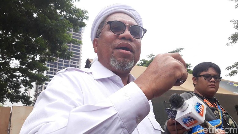 Eggi Samakan Jokowi dengan Ratna Sarumpaet, Ngabalin: Ilmu Dia Rendah Eggi Samakan Jokowi dengan Ratna Sarumpaet, Ngabalin: Ilmu Dia Rendah