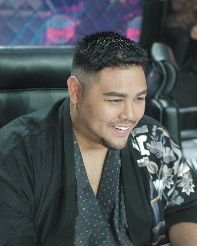 Di jajaran selebriti Indonesia, ada nama presenter dan desainer Ivan Gunawan yang berulang tahun ke-37 kemarin. Happy birthday Igun! Foto: Instagram (@ivan_gunawan)