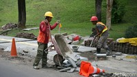 Pembangunan ruang kebudayaan di kawasan kolong jembatan Semanggi itu pun diharapkan Anies mampu memberikan ruang bagi warga Jakarta sebagai ruang ekspresi pusat budaya dan kesenian.