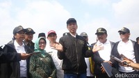 Pada tahun depan, tol diharapkan sudah terkoneksi hingga Banyuwangi yang berada di ujung timur Jawa.