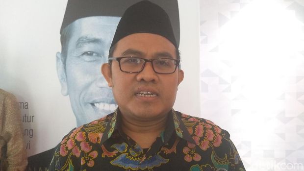 Penulis buku 'Ulama Bertutur Tentang Jokowi', Mukti Ali Qusyairi / 