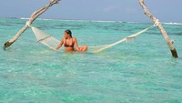 Matilde basah-basahan di Gili Lankanfushi, Maldives (Instagram/matildefmf)