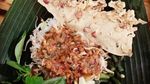 Aduh, Enaknya! Sarapan Pecel Kembang Turi Plus Rempeyek