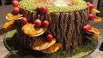 Rayakan Natal dengan 10 Kreasi Buche de Noel Unik Ini