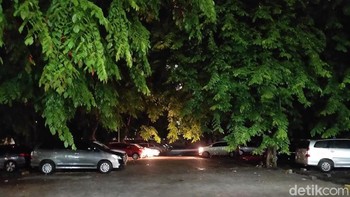 Mana yang dipotret dari Pixel 3 dan Oppo R17 Pro? Foto: Adi Fida Rahman/detikINET