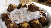 Sajian manis ini bernama, Vegan Snickers Bites.  Foto: Instagram@menamassoud