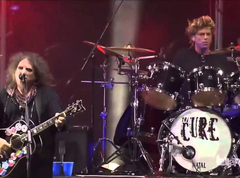Semakin Dekat dengan Album Baru The Cure Semakin Dekat dengan Album Baru The Cure
