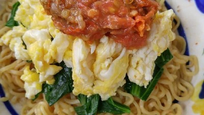 Di Tanggal Tua, Mie Goreng dengan Aneka Topping Ini Bisa Jadi Sarapan Nikmat