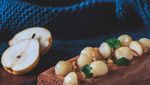 Rayakan Natal dengan 10 Kreasi Buche de Noel Unik Ini