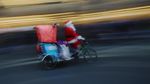 Tak Cuma Naik Kereta Rusa, Intip Deretan Kendaraan Unik Santa