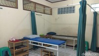 Kami pun masuk ke dalam ruangan terapi setelah membayar biaya Rp 80 ribu. (Foto: Aisyah Kamaliah/detikHealth)