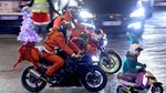 Heboh! Ratusan Santa Claus Memenuhi Jalanan Paris