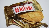 Waffle renyah ini memiliki rasa butter yang enak dengan sensasi rasa manis. Biasanya orang-orang Korea makan dengan celupan selai favorit. Foto: Istimewa