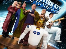 Kocak! Aksi Para Astronot Bergaya Bak Aktor di Poster Film