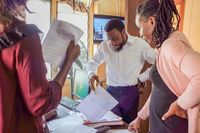 Zeal membayar tagihan pasien tidak mampu.