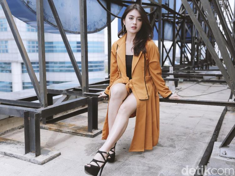 Pesona Nabilah Eks JKT 48 yang Makin Dewasa dan Seksi