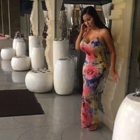 Wanita berusia 30 tahun ini telah menyelesaikan gelar master di LA dan mengajar di perguruan tinggi serta bekerja di departemen bisnis, sebelum berkarier menjadi model majalah dewasa. Foto: Instagram